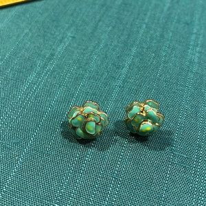 Enamel flower studs